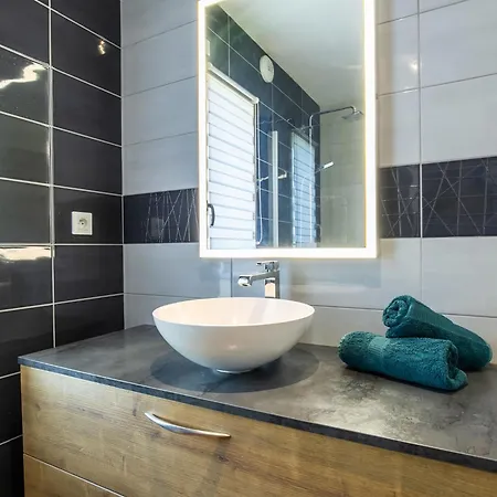 Casa vacanze Les Menhirs - Pml105 By Interhome Ploumilliau